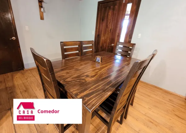 Comedor de madera para seis personas